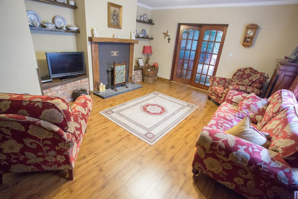 Teac Campbell Bed & Breakfast Бънбег Екстериор снимка